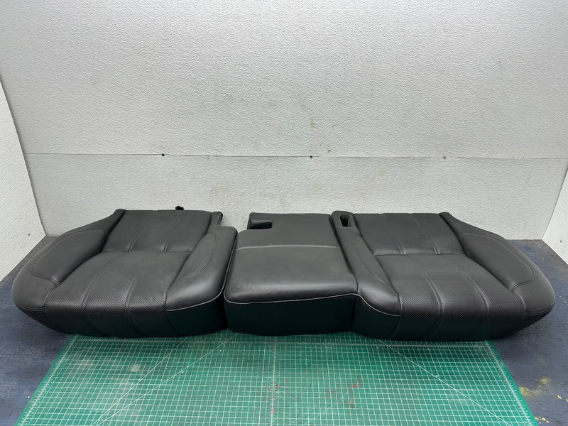 13-17 Range Rover L405 REAR BOTTOM LOWER SEAT CUSHION OEM