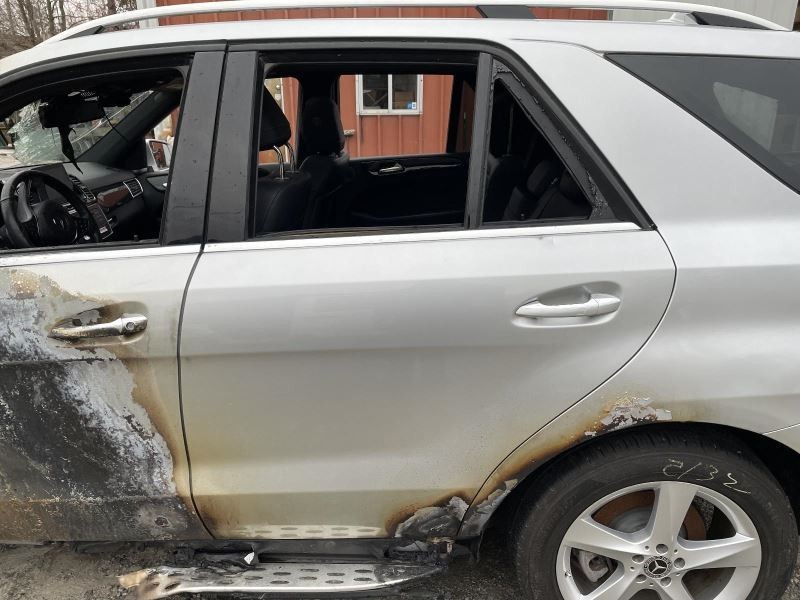 2016-2019 Mercedes GLE-Class Left Driver Rear Door Silver Burn Bottom No Glass