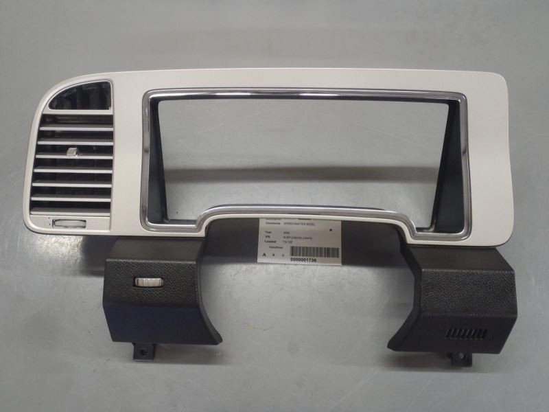 Speedometer Instrument Cluster Dash Trim Bezel 2007-2010 Lincoln Navigator 4630