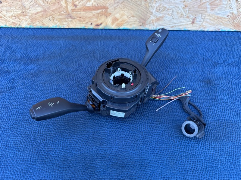 12–19 OEM BMW F22 F30 F33 320i 328i Steering Wheel Multifunction Control Switch