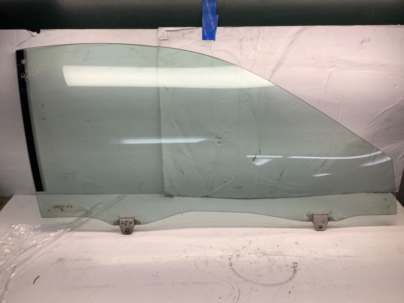 94-01 ACURA INTEGRA 2 Door Glass Window Front Right 73300-ST7-J10 OEM