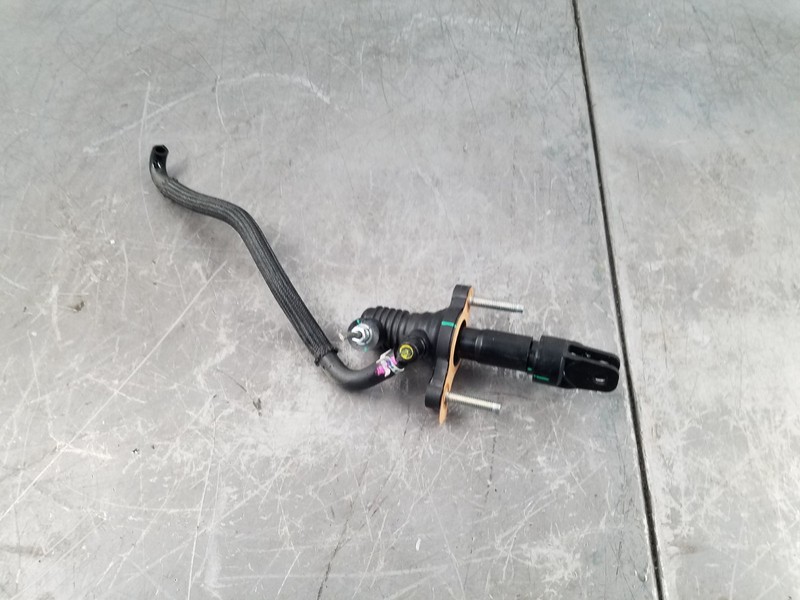 2025 Toyota Corolla GR AWD Clutch Master Cylinder 10K Miles #9646 VV1