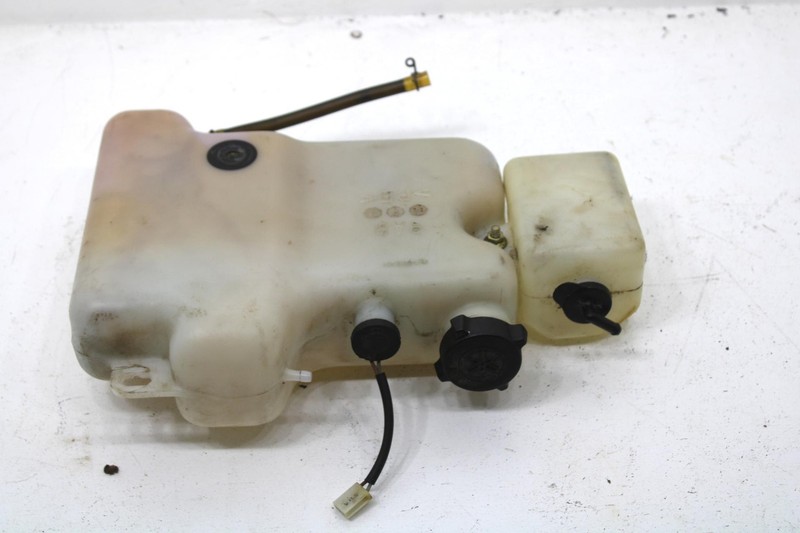 1994 Yamaha Vmax 600 St Oem Oil Tank 8AB-21751-01-00 SY73