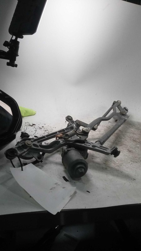 2010 Lexus HS250H Wiper Motor OEM Red 213K Miles Warranty NJ25-15628-401981