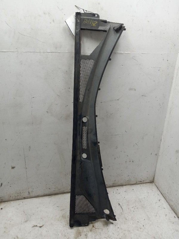 05 LEXUS RX330 COWL VENT PANEL