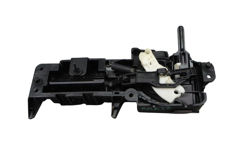 14-21 BMW I3 I3s Rear Right Passenger Side Interior Door Handle Bracket Oem