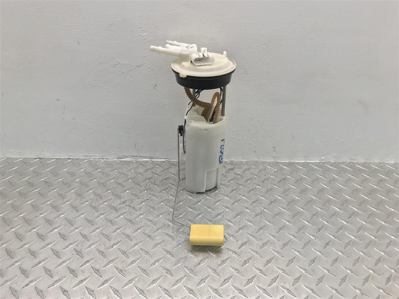 1998-2000 CHEVY TAHOE GMC YUKON 4 DOOR FUEL PUMP ASSEMBLY OEM 19179597