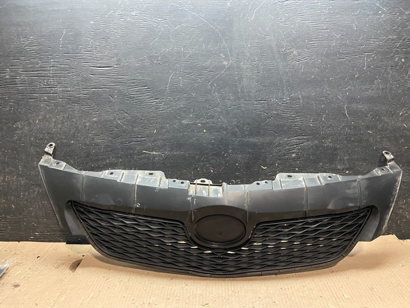 2009 to 2010 Toyota Corolla Grille Grill Front Upper Bumper Black OEM X7896 DG