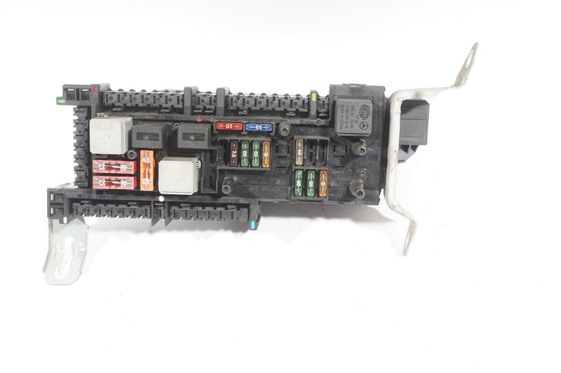 2010 - 2013 MERCEDES BENZ E350 4MATIC REAR SAM MODULE RELAY FUSE BOX OEM