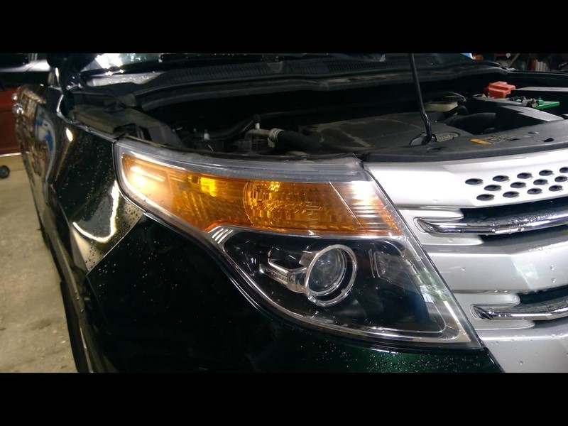 Passenger Headlight Base Halogen Fits 13-15 EXPLORER 1599654