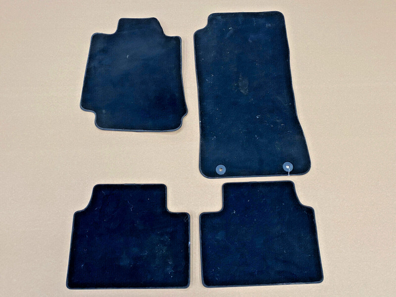 ⭐2017-2021 ALFA ROMEO GIULIA FRONT & REAR FLOOR CARPET LINER MAT SET OEM LOT2427