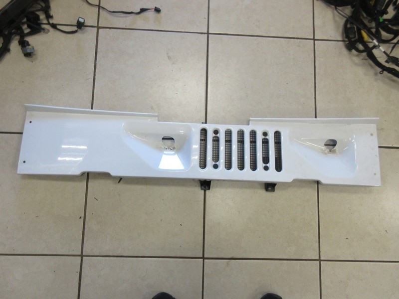 2007-2018 Jeep Wrangler JK OEM Windshield Cowl Grille Panel 55395321AC