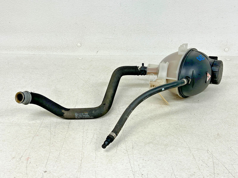 ⭐2010-2016 MERCEDES-BENZ E-CLASS ENGINE COOLANT RESERVOIR TANK HOSE OEM LOT2713