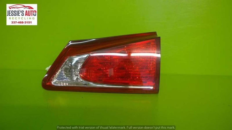 11 12 13 LEXUS IS250 SDN PASSENGER RIGHT LID MOUNT TAILLIGHT LAMP OEM 2028-41