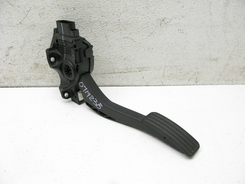 09-19 JAGUAR XF XFR XFR-S XJ XJR ACCELERATOR FUEL THROTTLE GAS PEDAL SENSOR 0719