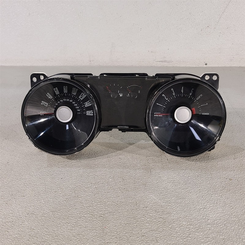 10-14 Mustang GT Instrument Cluster Gauges Gauge Speedometer 145k Aa7485