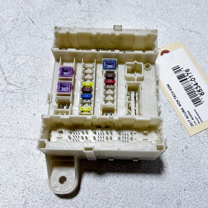 2017 ACURA MDX 3.5L FWD REAR FUSE RELAY JUNCTION BOX BLOCK OEM