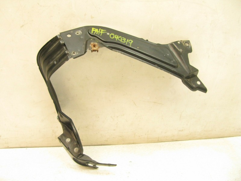 03-09 MERCEDES W209 CLK500 CLK320 CLK550 HEADLAMP SUPPORT BRACKET PASSENGER 0319
