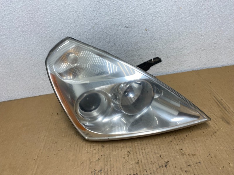 2008-2012 Kia Sedona Right Passenger RH Side Headlight Halogen Oem AD1089 DW