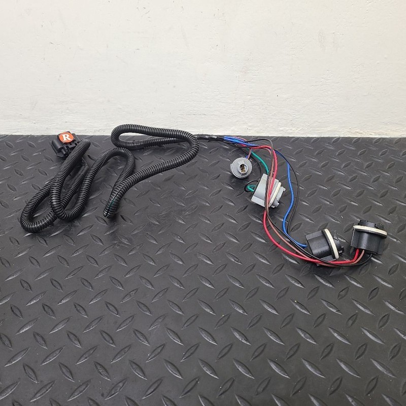 03-07 Chevrolet Silverado 1500 Right Tail Light Wire Wiring Harness OEM 16531402