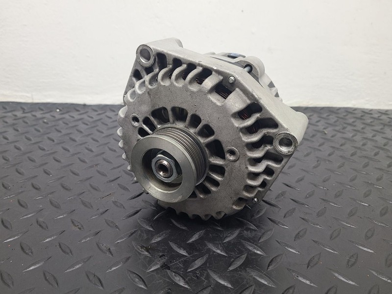 03-05 Hummer H2 Alternator 145 Amp OEM 10464476
