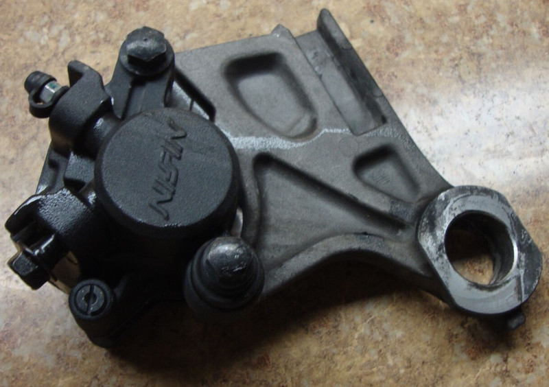 2006 Yamaha FZ6 FZ 6 FZ6-C F Z 6 600 Rear Disk Brake Caliper Mount Bracket Back