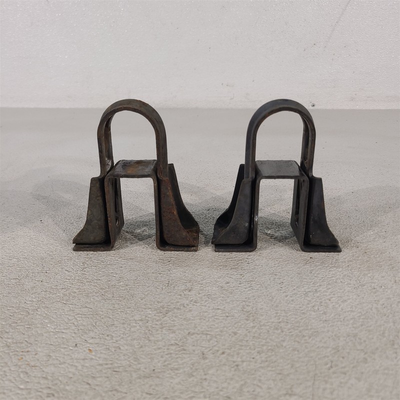 94-98 Mustang Front Sway Bar Mount Brackets Pair Aa7403