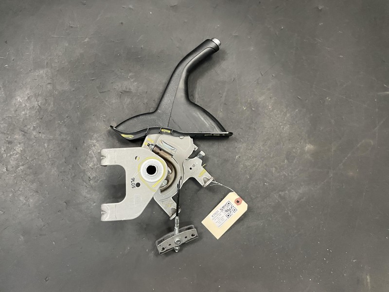 Parking Brake Pull Handle Lever 2020 Kia Soul 59710-K0000 2021