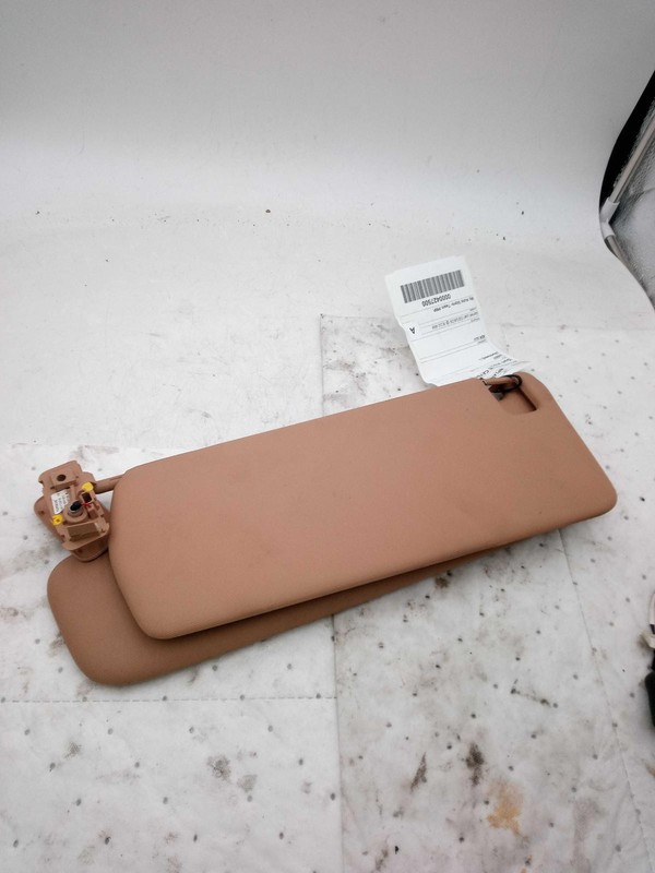 2011 Porsche Cayenne Grey Left Sun Visor OEM Used 155362 4DR SUV