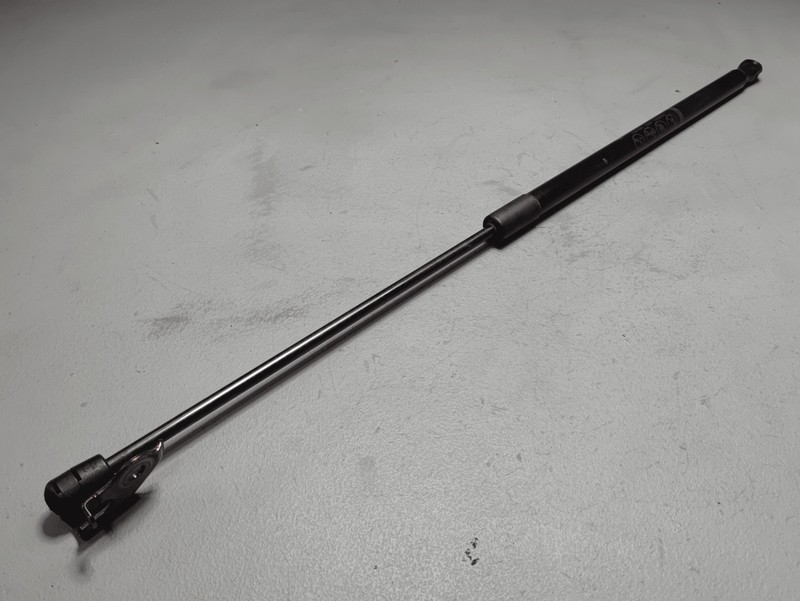 2018-2020 TOYOTA CAMRY HOOD PASSENGER SIDE LIFT CYLINDER SUPPORT SHOCK STRUT OEM