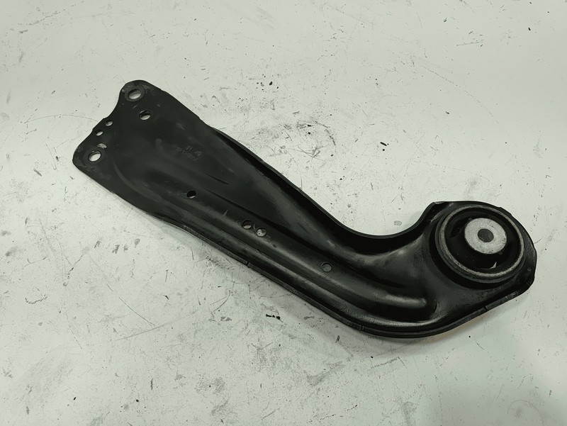 2018-2024 VOLKSWAGEN ATLAS REAR LEFT DRIVER SIDE TRAILING CONTROL ARM OEM