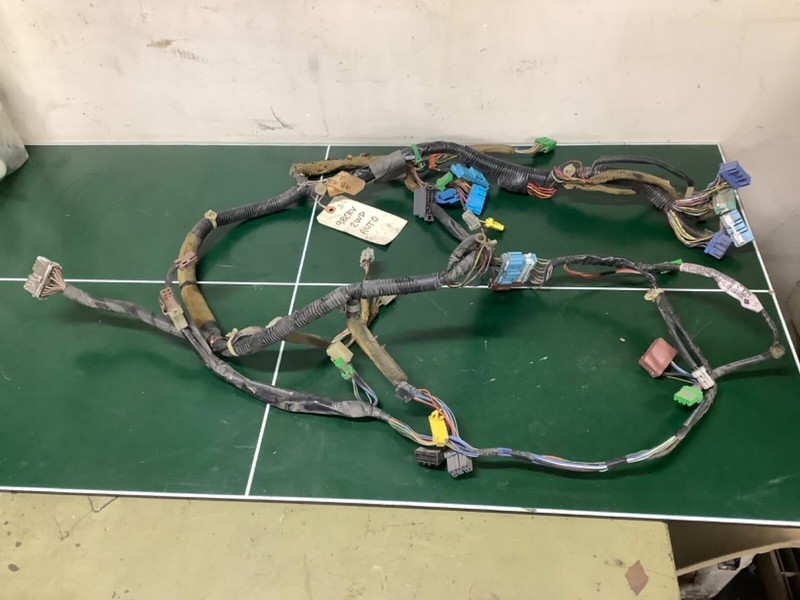 97-98 Honda CR-V 2.0L AT 2WD Dashboard Wire Harness Wiring Loom Cables OEM