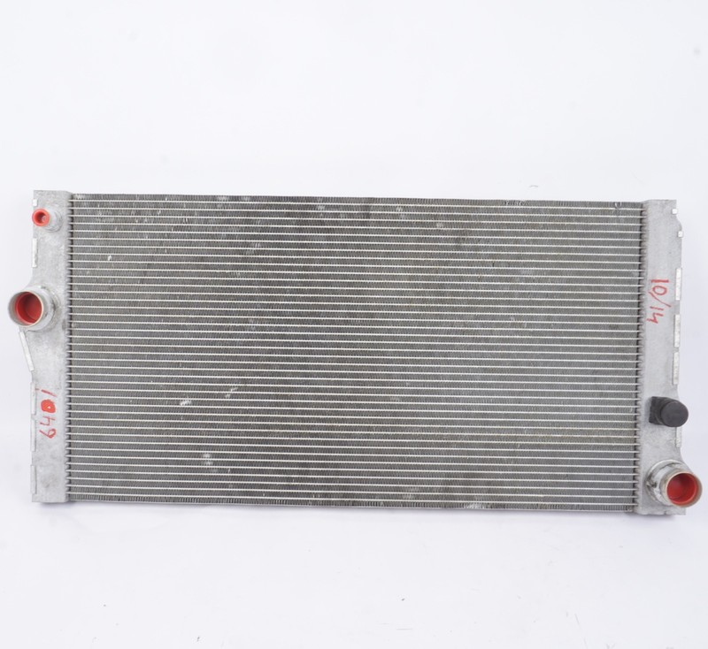 09-18 BMW F01 F06 F12 F13 640I 740I MAIN ENGINE COOLING RADIATOR 7605644 OEM
