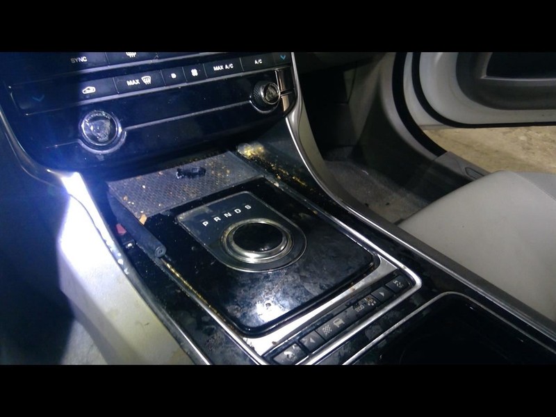 XE 2019 Automatic Transmission Shifter 1633069