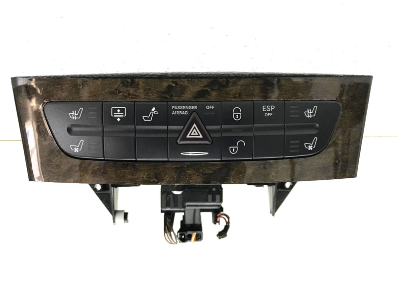03 - 09 Mercedes W219 E500 Hazard Switch Control Panel A2116800552 OEM
