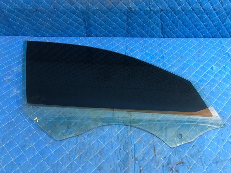 2018 BMW 540I FRONT RIGHT PASSENGER DOOR PANEL WINDOW GLASS OEM