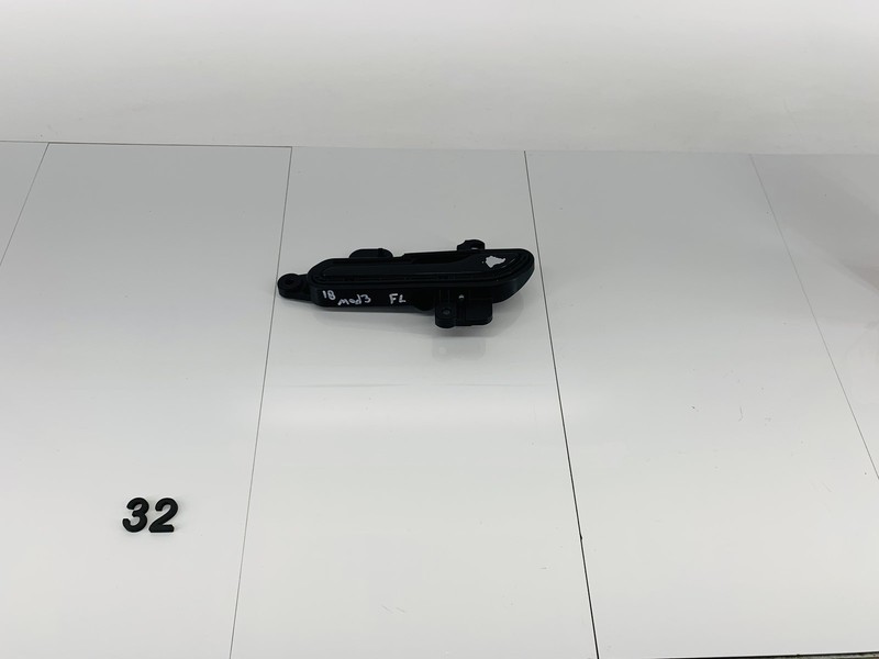 17-23 TESLA MODEL 3 FRONT LEFT DRIVER SIDE EXTERIOR DOOR HANDLE & BRACKET OEM
