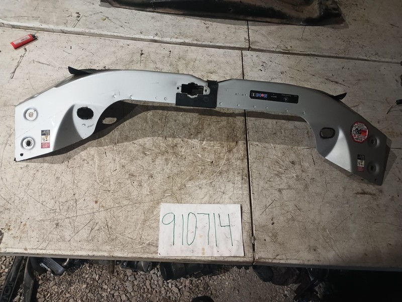 98-05 Mercedes W163 ML320 ML350 ML430 Front Upper Radiator Support OEM