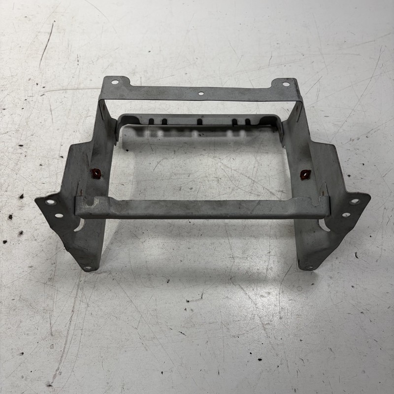 95-98 Honda Odyssey Radio Frame Bracket 77115-SX0-A02 OEM