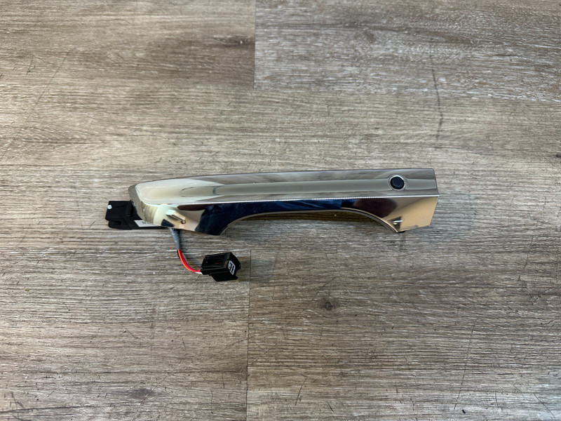 2018-2024 HONDA ODYSSEY FRONT LH DOOR HANDLE- CHROME - SMART ENTRY -OEM