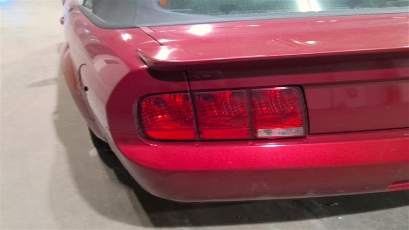 Driver Left Tail Light Fits 05-09 MUSTANG 3370471