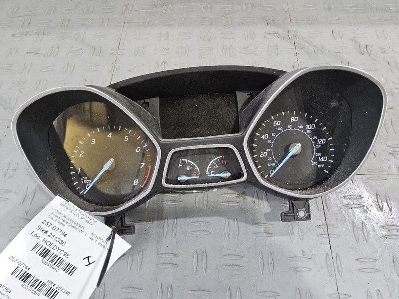 Speedometer Cluster With Message Center MPH Fits 14-15 ESCAPE 3575910
