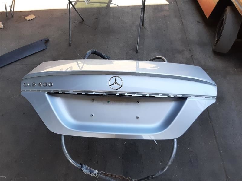 Mercedes 218 CLS400 CLS550 CLS Trunk Lid Deck Lid Hatch Silver 2187500075