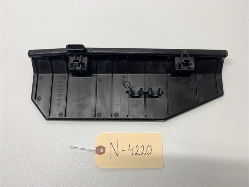2020-2021 Tesla Model Y MCU Self Driving Computer Trim Cover 1507350-00 4220 B68