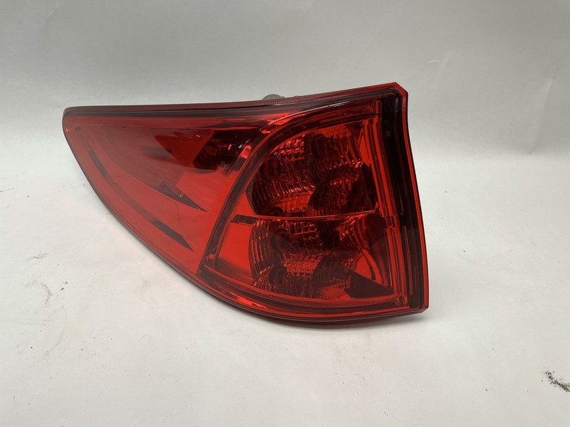 2018-2019 HONDA ODYSSEY LH DRIVER SIDE QUARTER MOUNTED TAIL LIGHT TAIL LAMP OEM