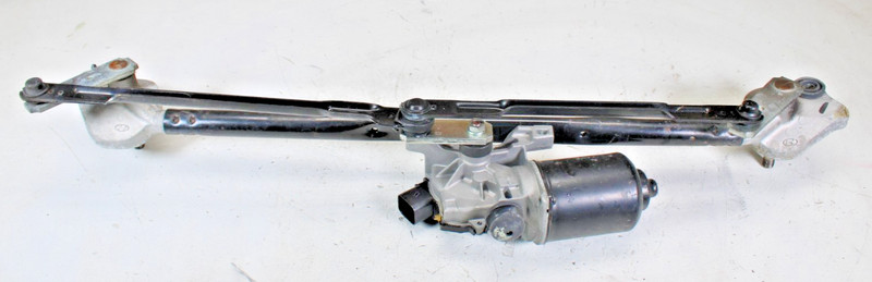 2010-2016 Hyundai Genesis Coupe Windshield Wiper Transmission Linkage w/ Motor