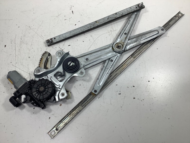 016-021 Honda Pilot Right Front Door Window Regulator & Motor 72211-TG7-A01 OEM