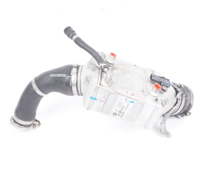 09-15 BMW F01 F10 550i 650i 750i Right Passenger Side Intercooler 7575406 OEM