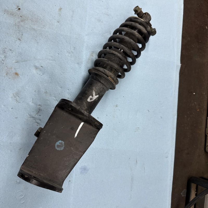 Yamaha G22 Golf Cart Front Right Passenger Side Shock Strut Good