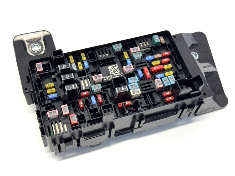 ✅ 2019-2025 RAM 1500 5th Gen FUSE BOX POWER DISTRIBUTION CENTER RELAY BLOCK OEM